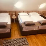 Na Vasi Restavracija In Prenocisca Ξενοδοχείο