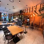 Ξενοδοχείο Na Vasi Restavracija In Prenocisca 4*