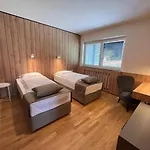 Na Vasi Restavracija In Prenocisca 4* Škofja Loka