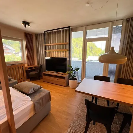 Hotel Na Vasi Restavracija In Prenocisca 4*