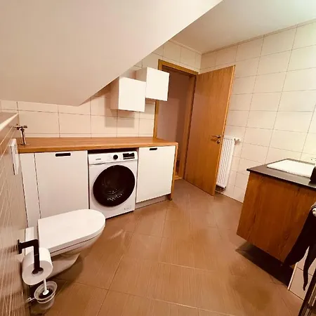 Na Vasi Restavracija In Prenocisca Škofja Loka