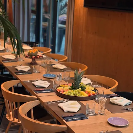 Na Vasi Restavracija In Prenocisca Отель 4*