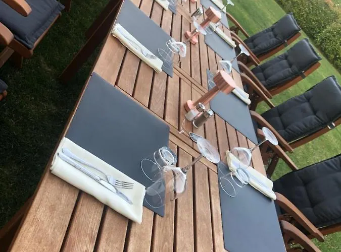 Na Vasi Restavracija In Prenocisca Škofja Loka