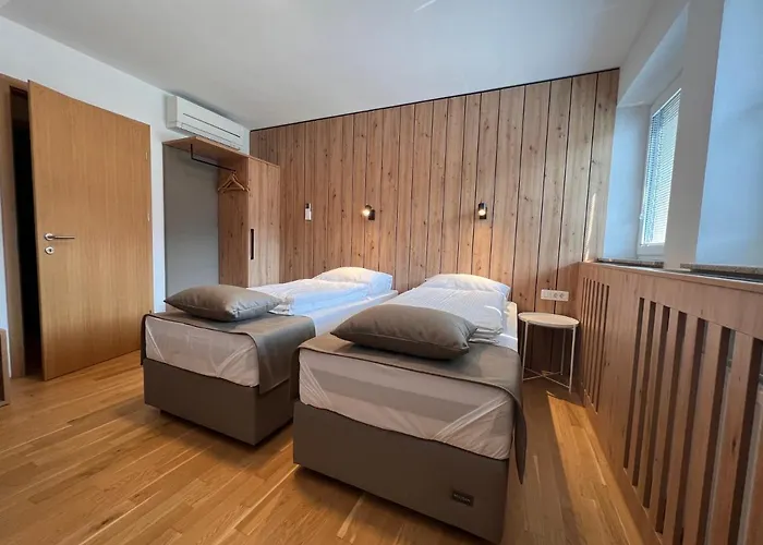 Na Vasi Restavracija In Prenocisca