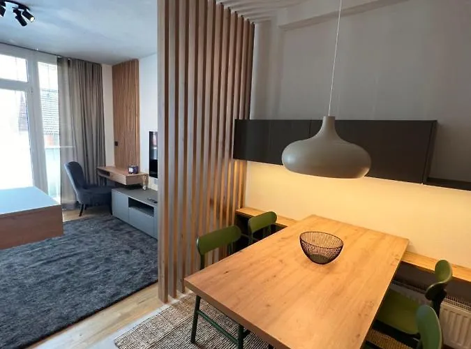 Hotel Na Vasi Restavracija In Prenocisca