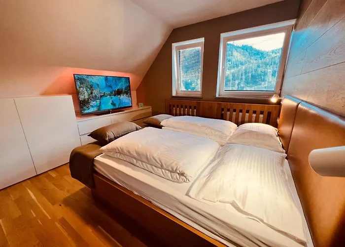 Na Vasi Restavracija In Prenocisca Hotel