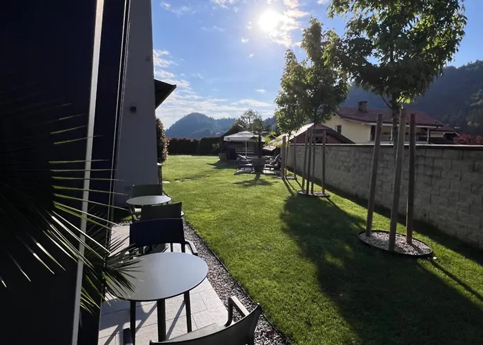 Na Vasi Restavracija In Prenocisca Hotel Škofja Loka