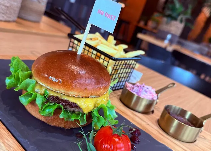 Na Vasi Restavracija In Prenocisca 4* Škofja Loka