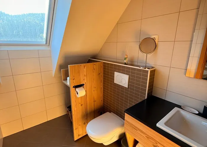 Hotel Na Vasi Restavracija In Prenocisca Škofja Loka